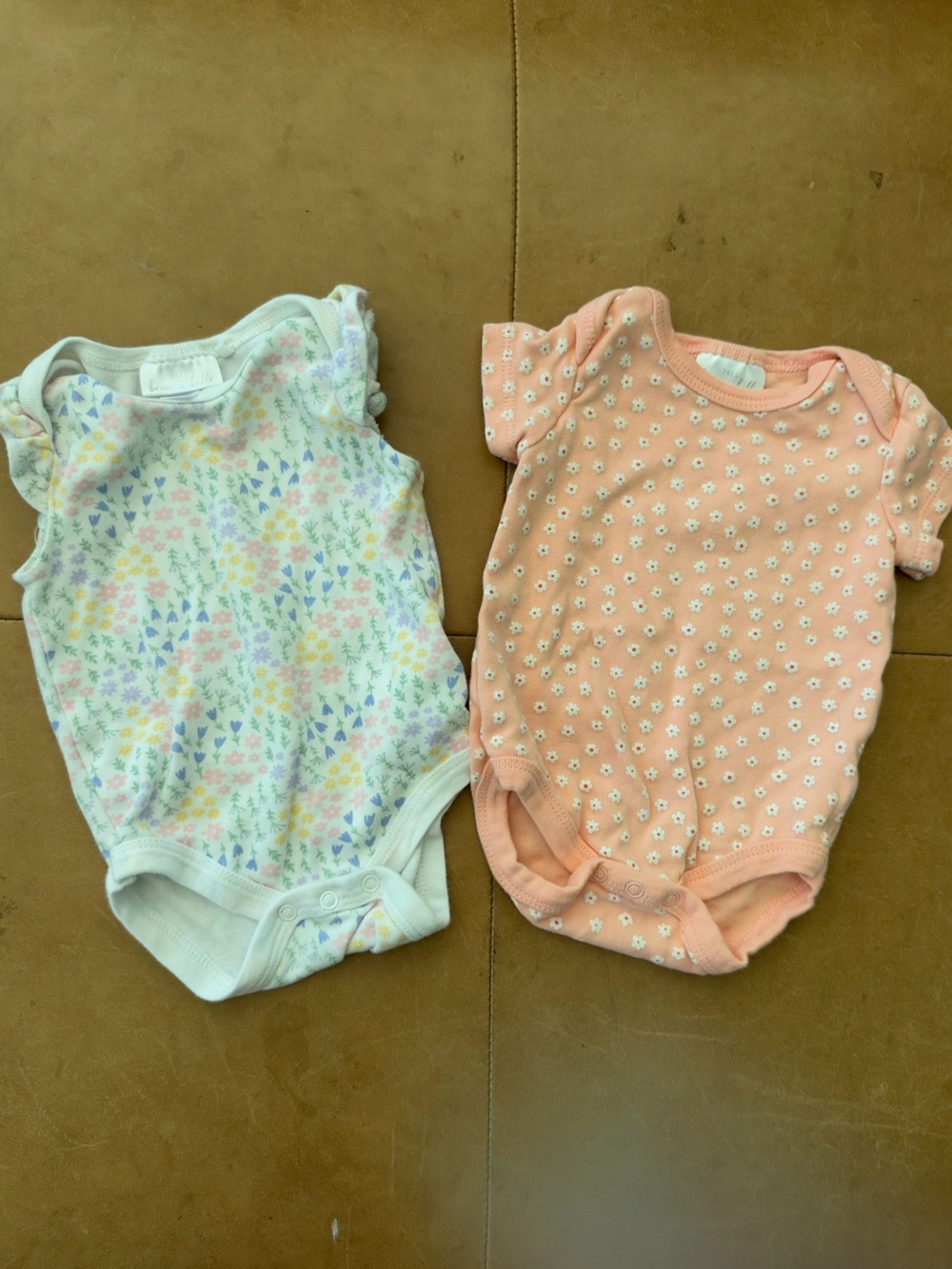 Tres Beau et Belle Pima Onesies 0-3M